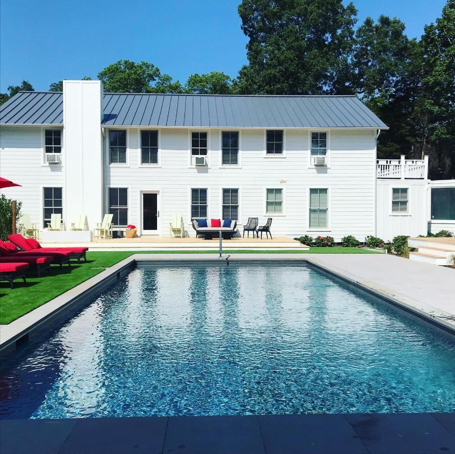 Seven Resort Style Inn Near Beach Shelter Island Heights Exteriör bild